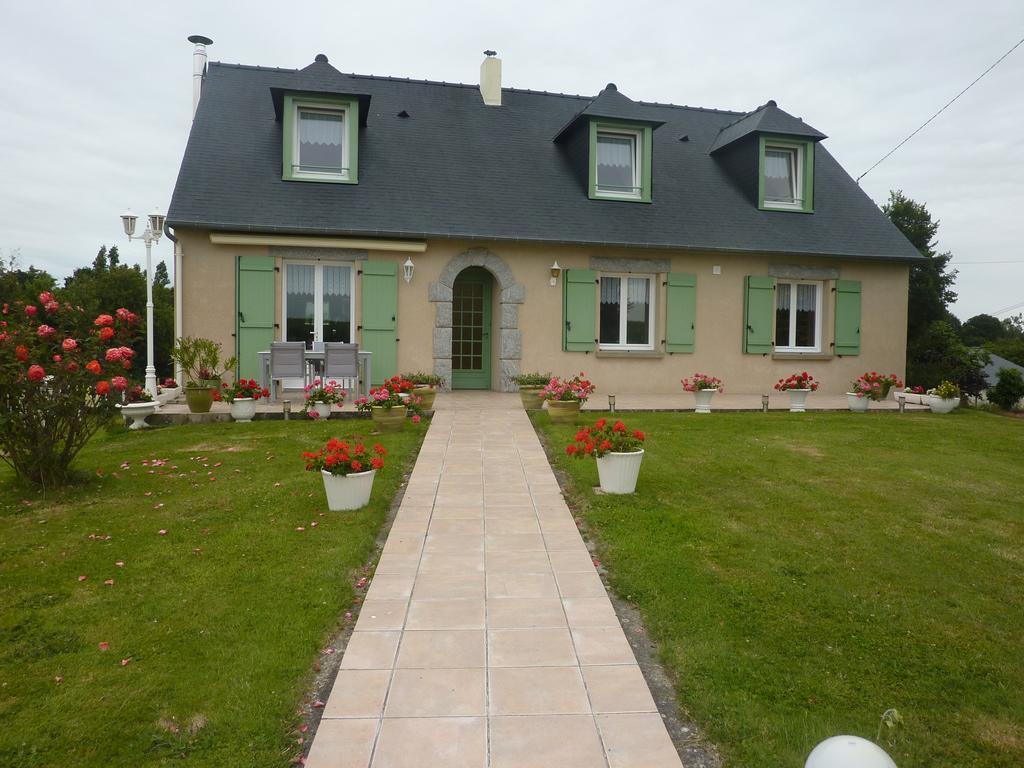 Chambre D'Hote Roz-Landrieux エクステリア 写真